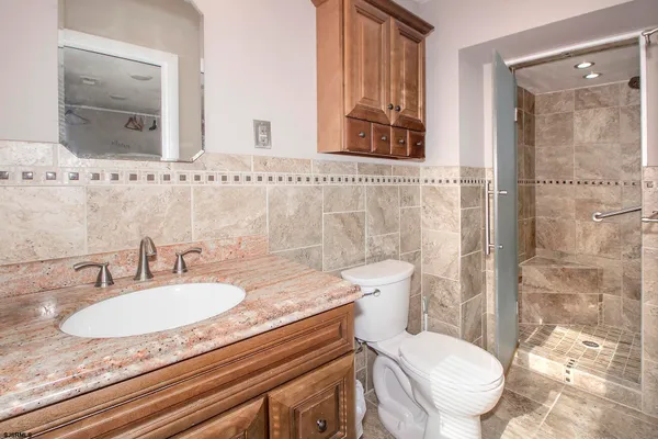 $509,999 | 570 North Harrisburg Avenue, Atlantic City, NJ 08401