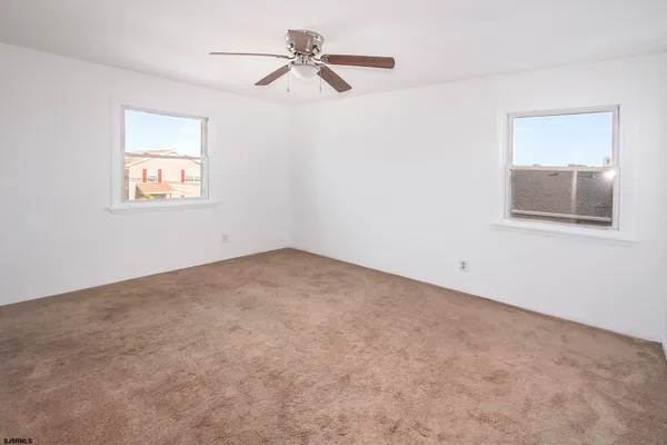 $509,999 | 570 North Harrisburg Avenue, Atlantic City, NJ 08401