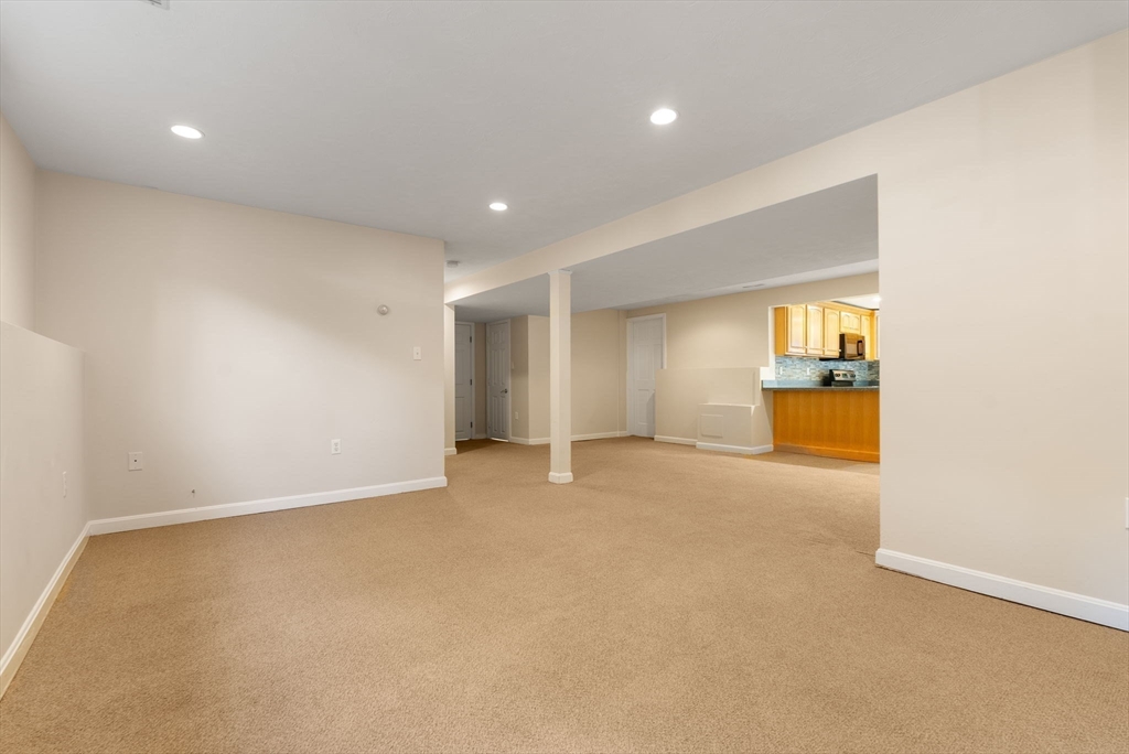 114 Albemarle Road Norwood, MA 02062 - Photo 24 of 42