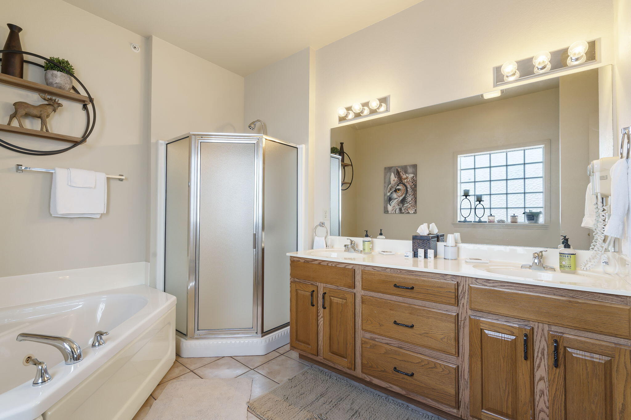 1081 Golf Drive, Unit 6 Reeds Spring, MO 65737 - Photo 22 of 27 bathroom