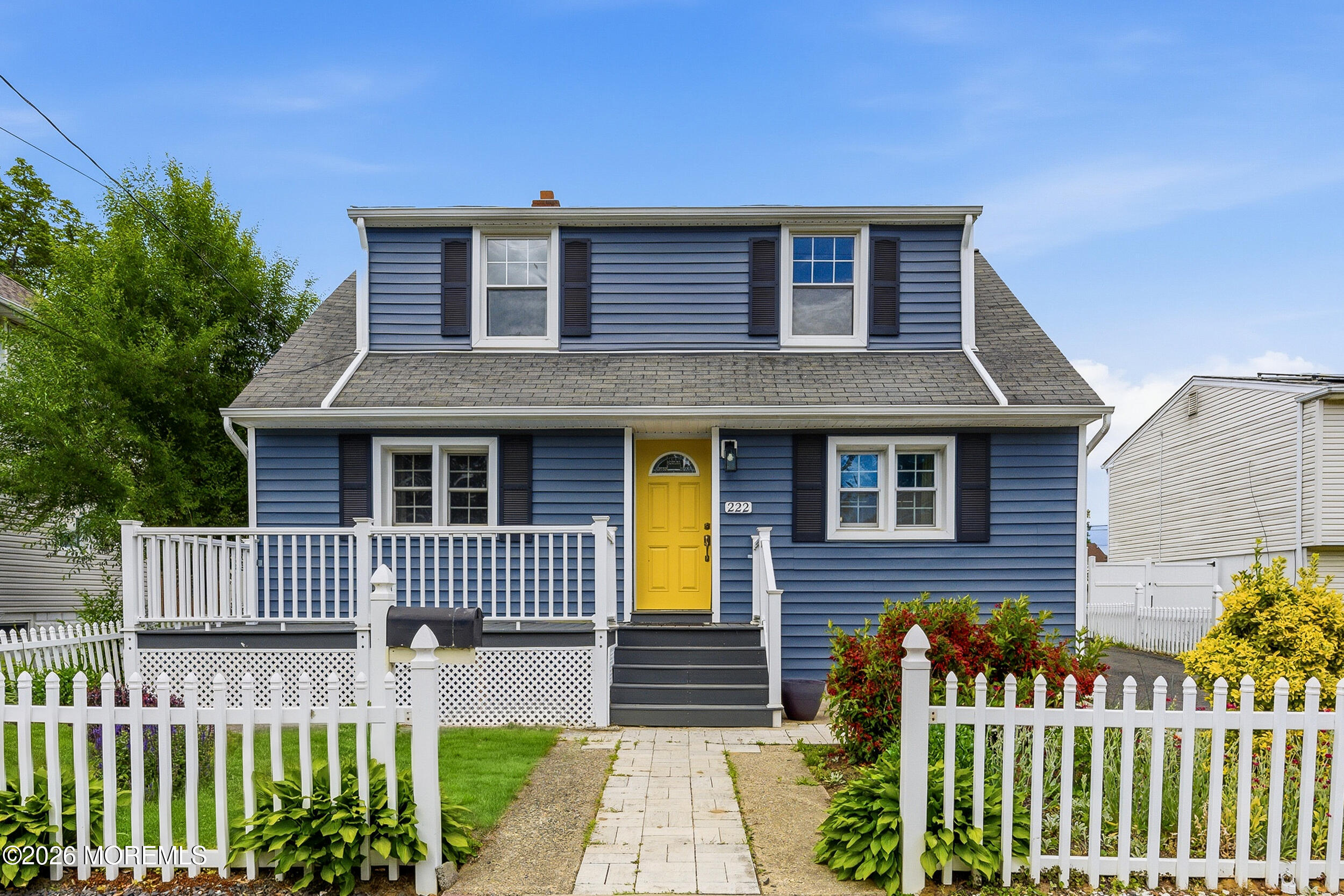 222 Raritan Street Keyport, NJ 07735 - Photo 1 of 31 005