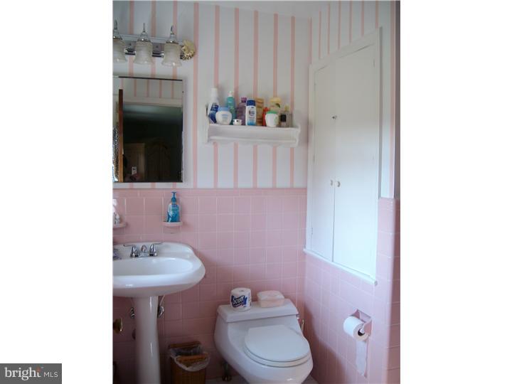 88 Boot Road Newtown Square, PA 19073 - Photo 14 of 22 Master Bathroom