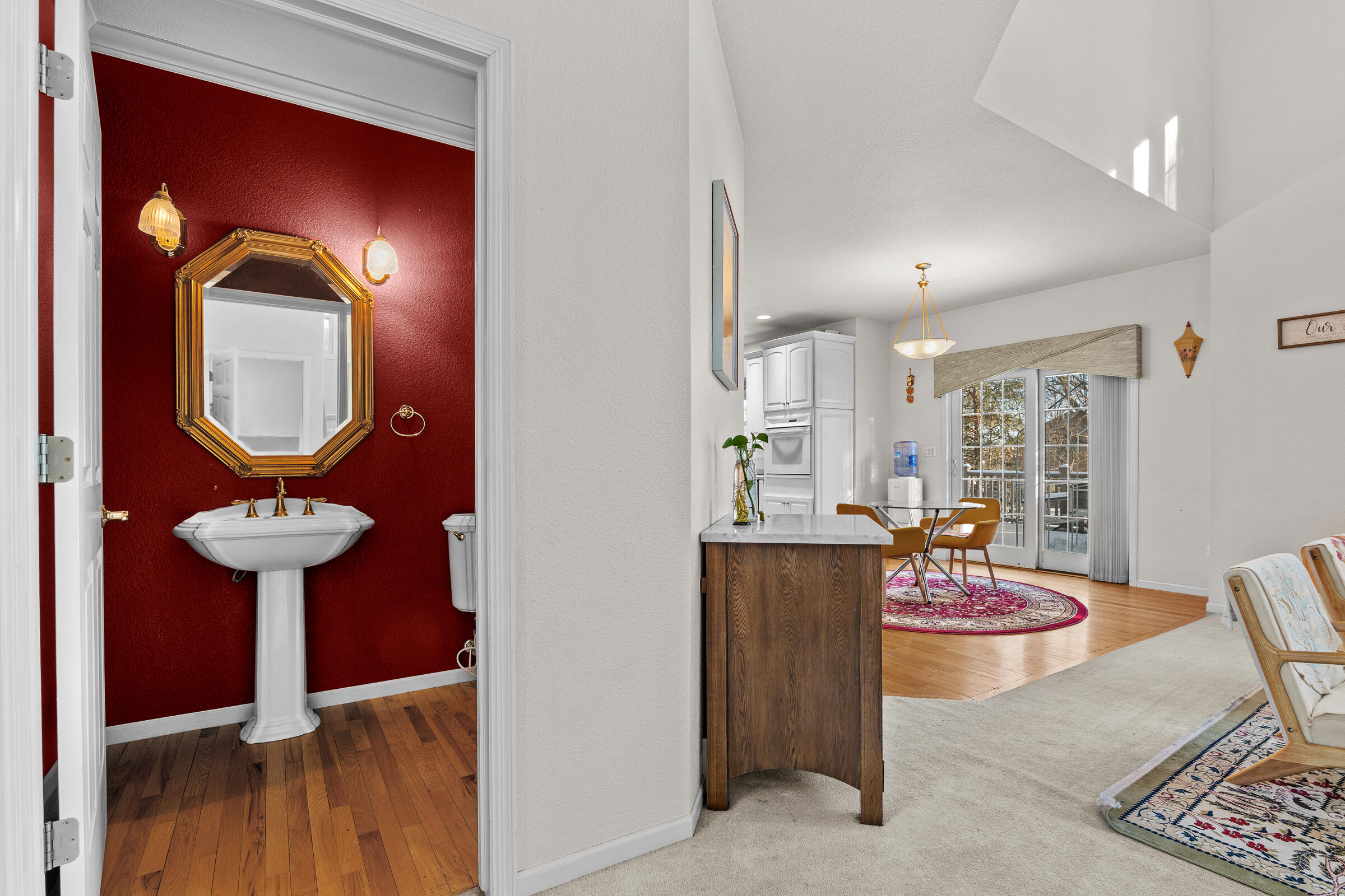 3205 Limerick Lane Sheboygan, WI 53083 - Photo 18 of 48 Convenient Guest Bath