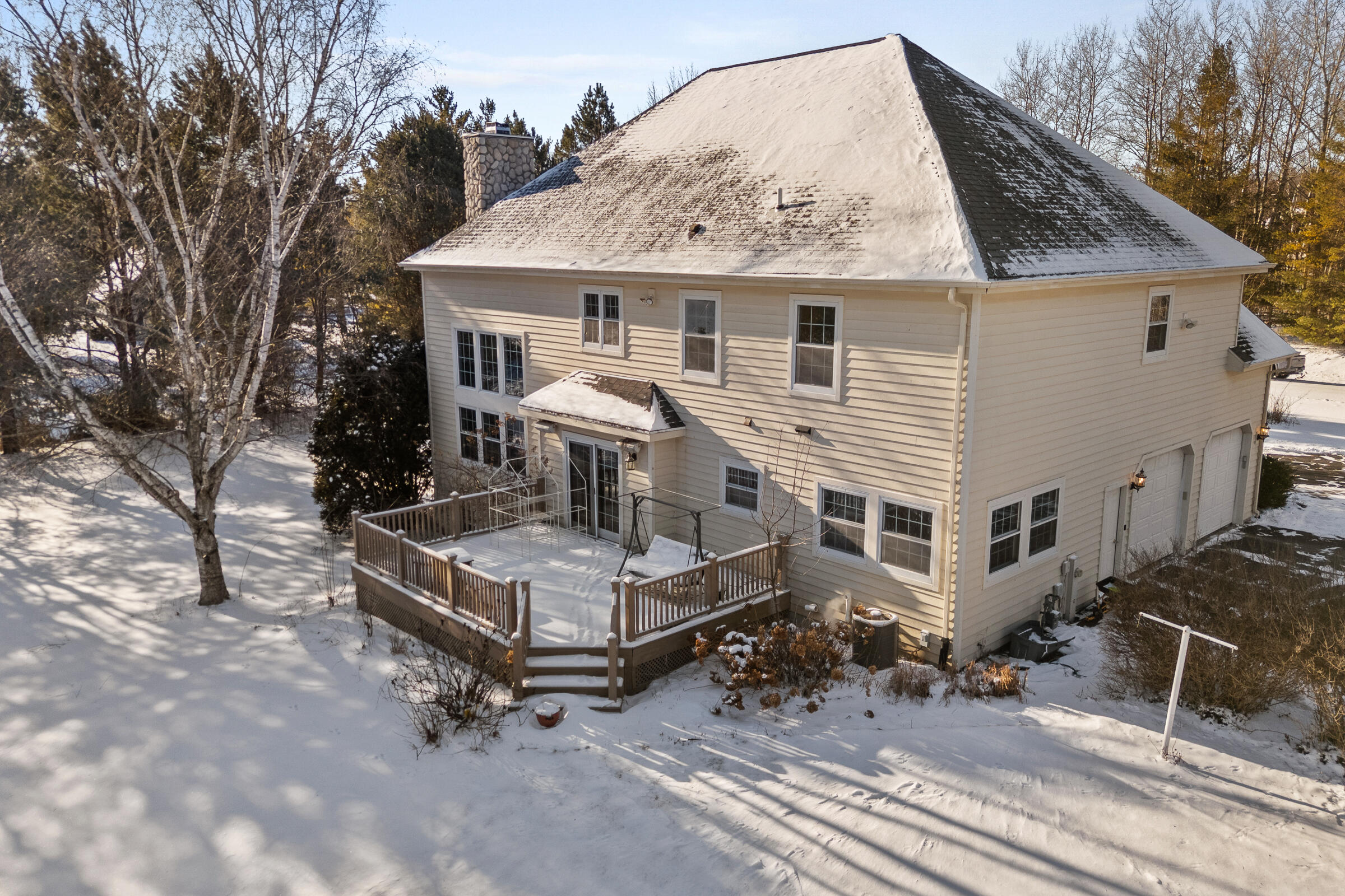 3205 Limerick Lane Sheboygan, WI 53083 - Photo 39 of 48 Backyard Deck
