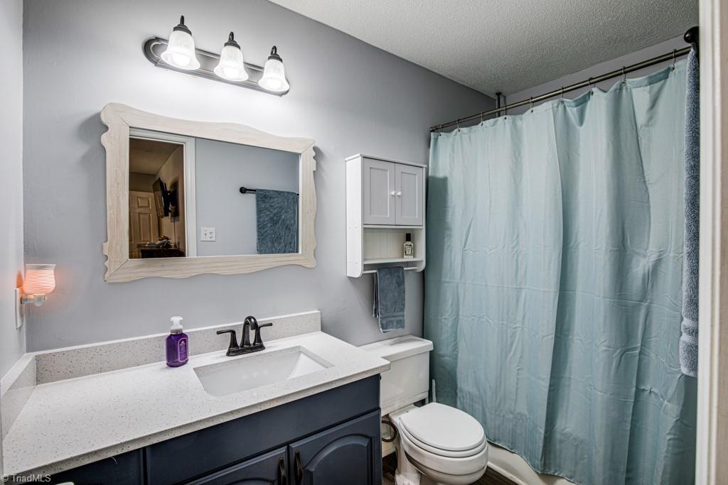 1805 Rivertrace Point High Point, NC 27265 - Photo 18 of 35 Gallery Image 18