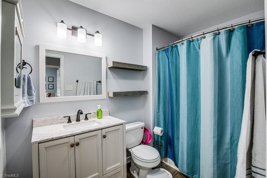 1805 Rivertrace Point High Point, NC 27265 - Photo 23 of 35 Gallery Image 23