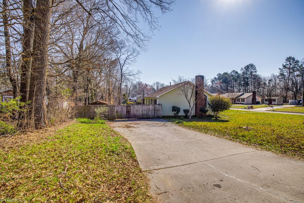 1805 Rivertrace Point High Point, NC 27265 - Photo 32 of 35 Gallery Image 32