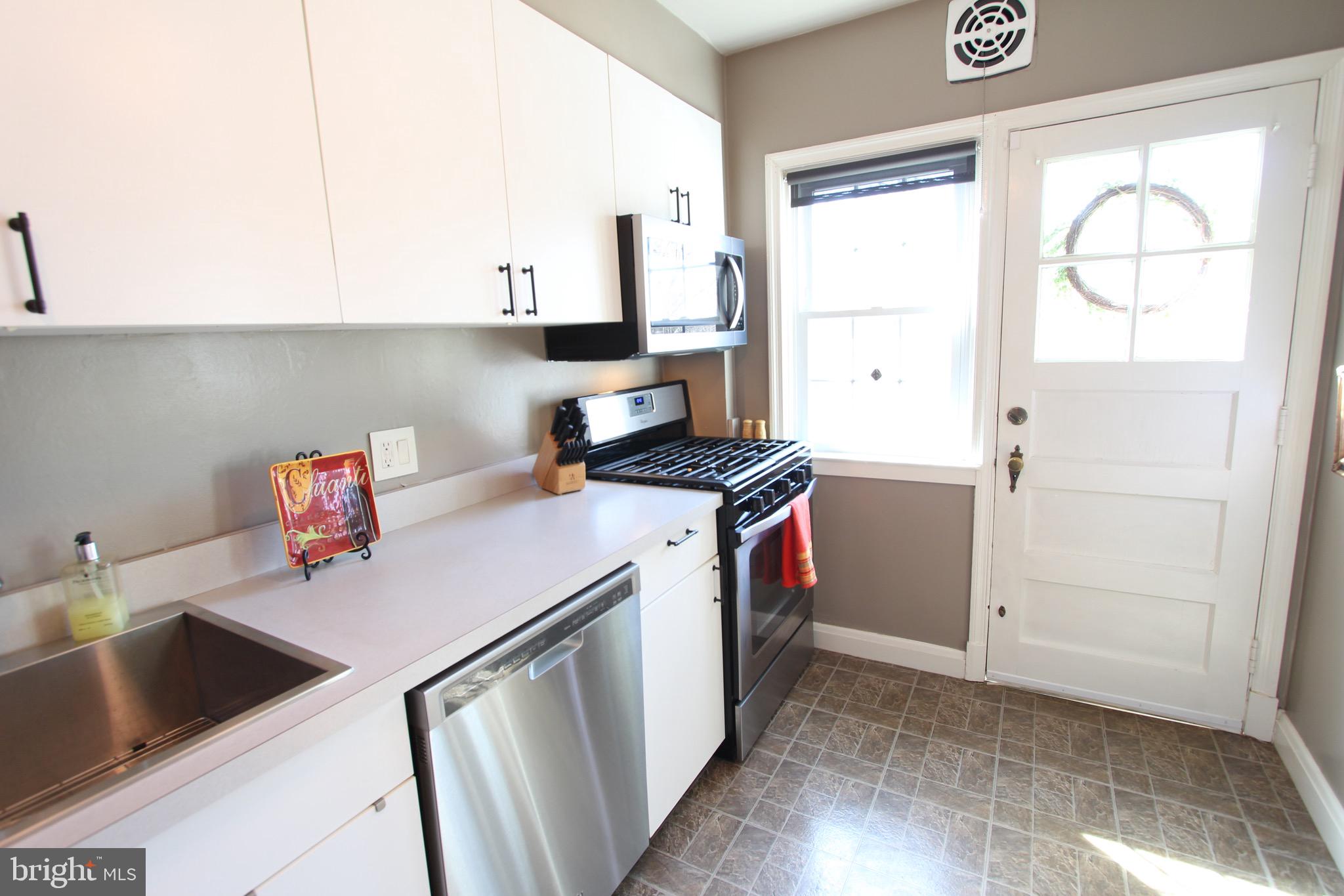 149 Hopkins Road Baltimore, MD 21212 - Photo 12 of 29