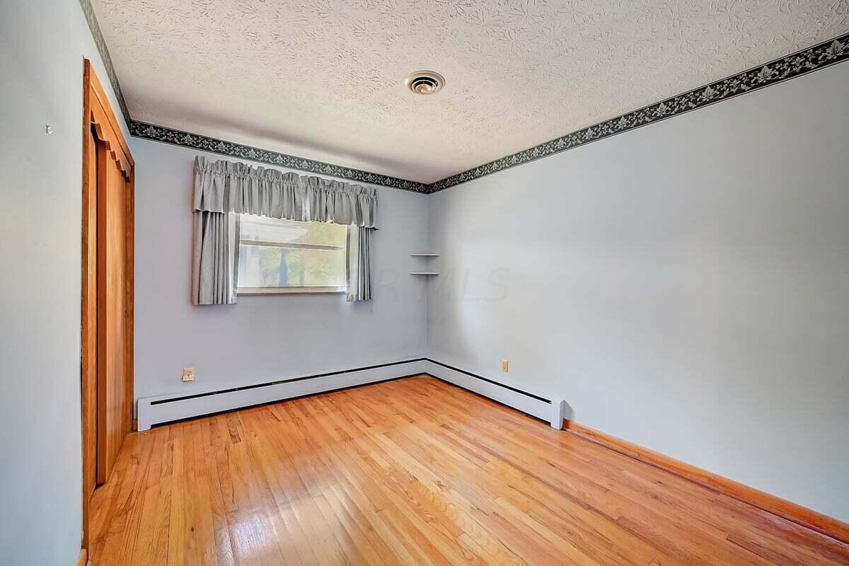 2512 Minerva Lake Road Columbus, OH 43231 - Photo 14 of 25 br 2