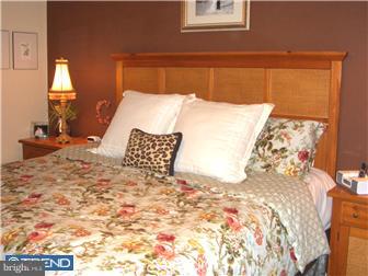 1523 Heather Road Huntingdon Valley, PA 19006 - Photo 10 of 12 Gallery Image 10