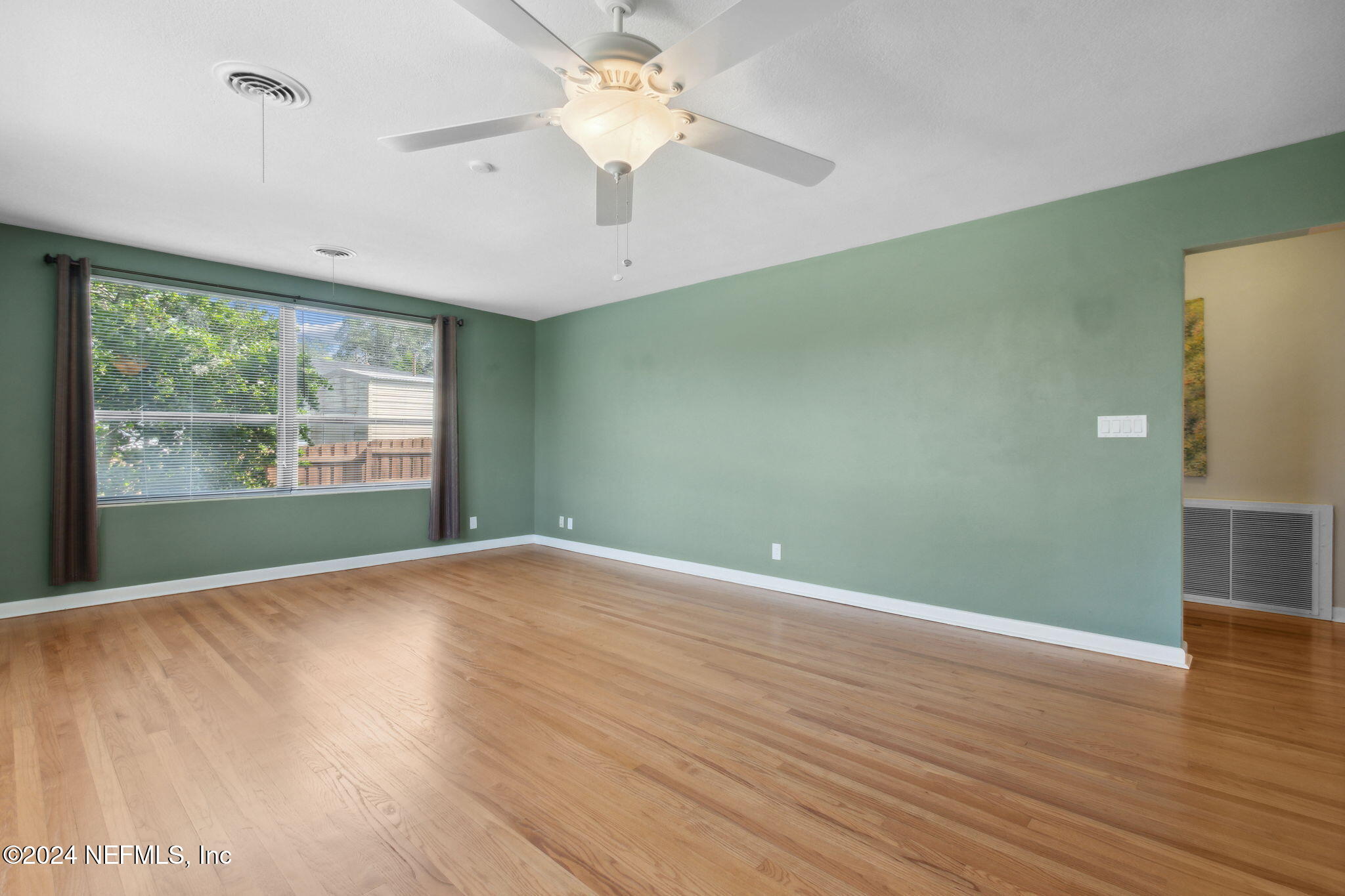 5031 Degrove Road Jacksonville, FL 32207 - Photo 15 of 81 Living area