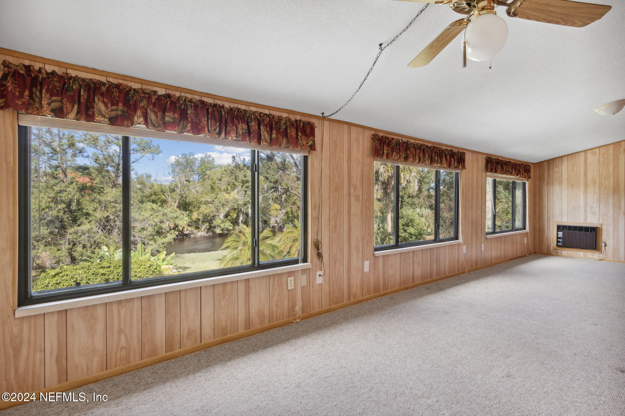 5031 Degrove Road Jacksonville, FL 32207 - Photo 28 of 81 Florida room