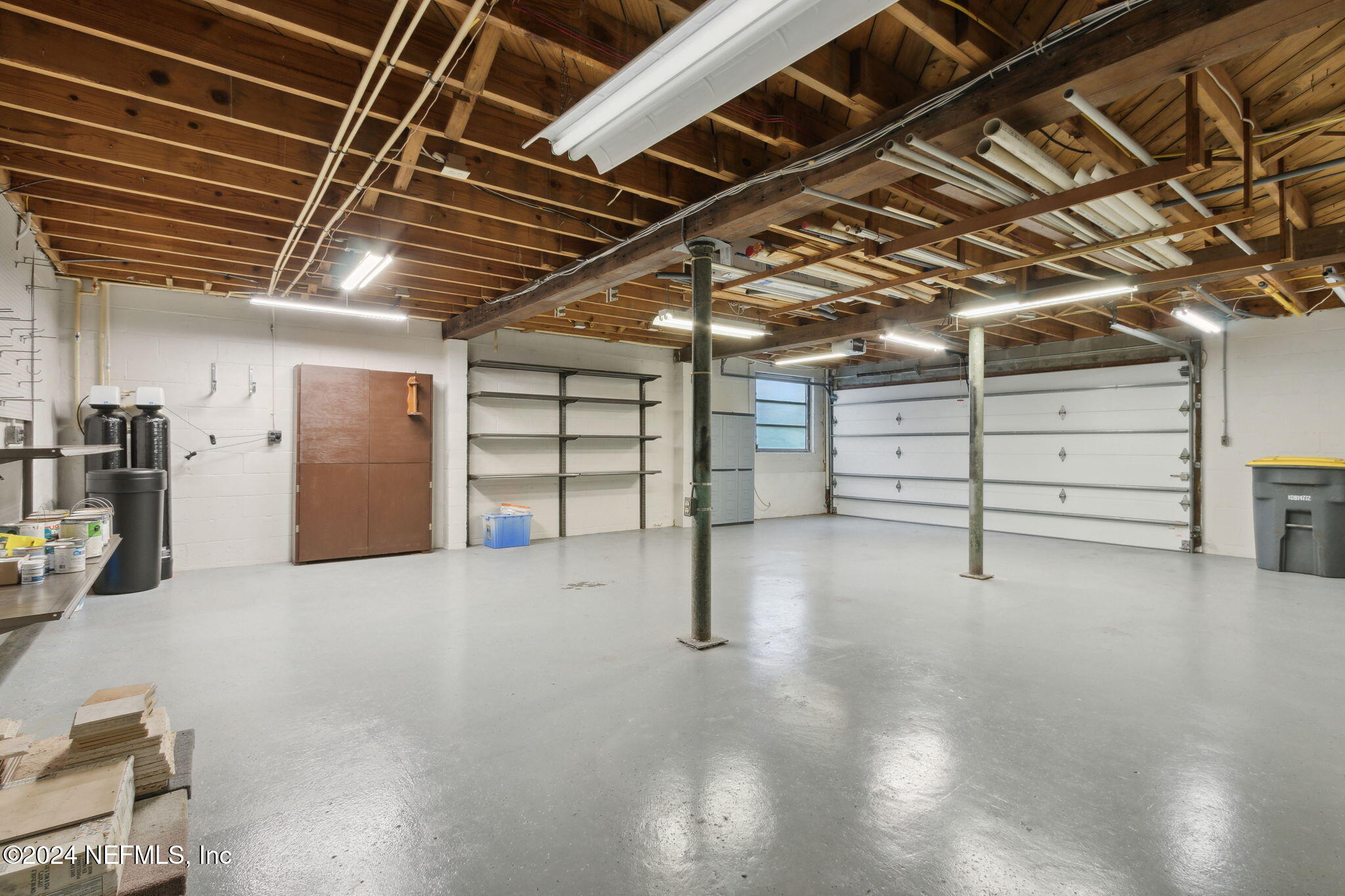5031 Degrove Road Jacksonville, FL 32207 - Photo 58 of 81 Garage