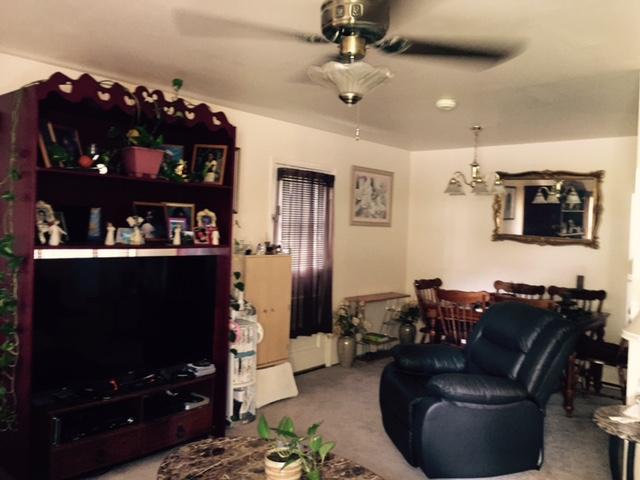 731 Ramada Road Vinton, VA 24179 - Photo 2 of 12 731 Ramada Dining Living