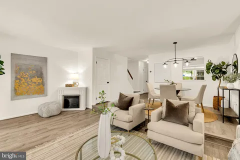 $475,000 | 19123 Grotto Lane, Germantown, MD 20874
