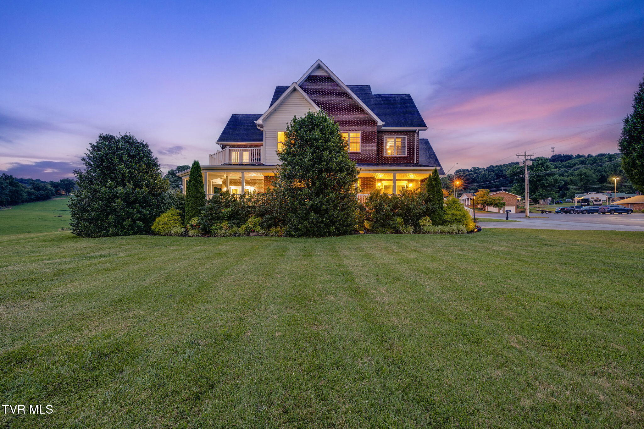 146 Hopson Road Johnson City, TN 37601 - Photo 1 of 78 202