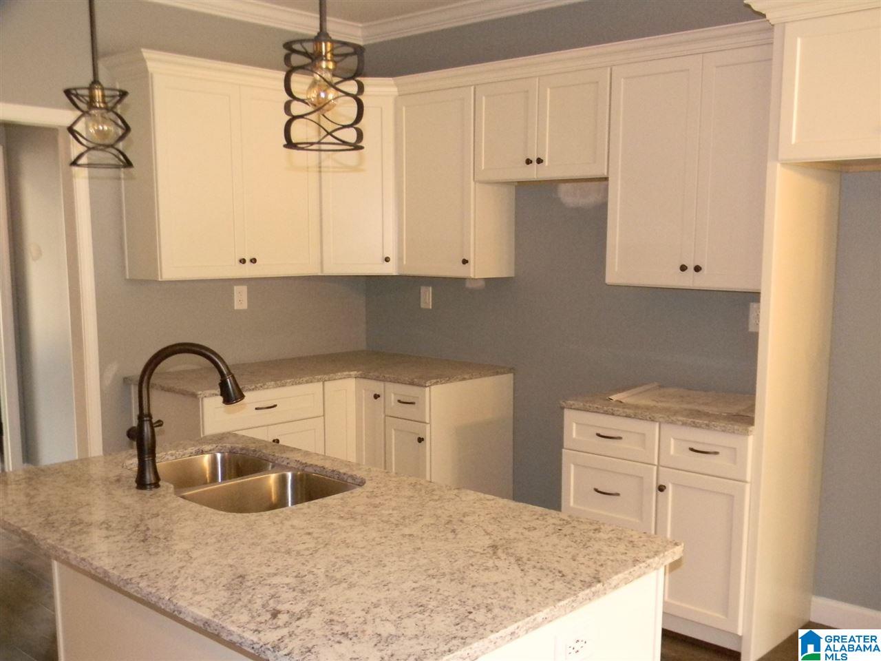 330 Smithfield Lane Springville, AL 35146 - Photo 4 of 14