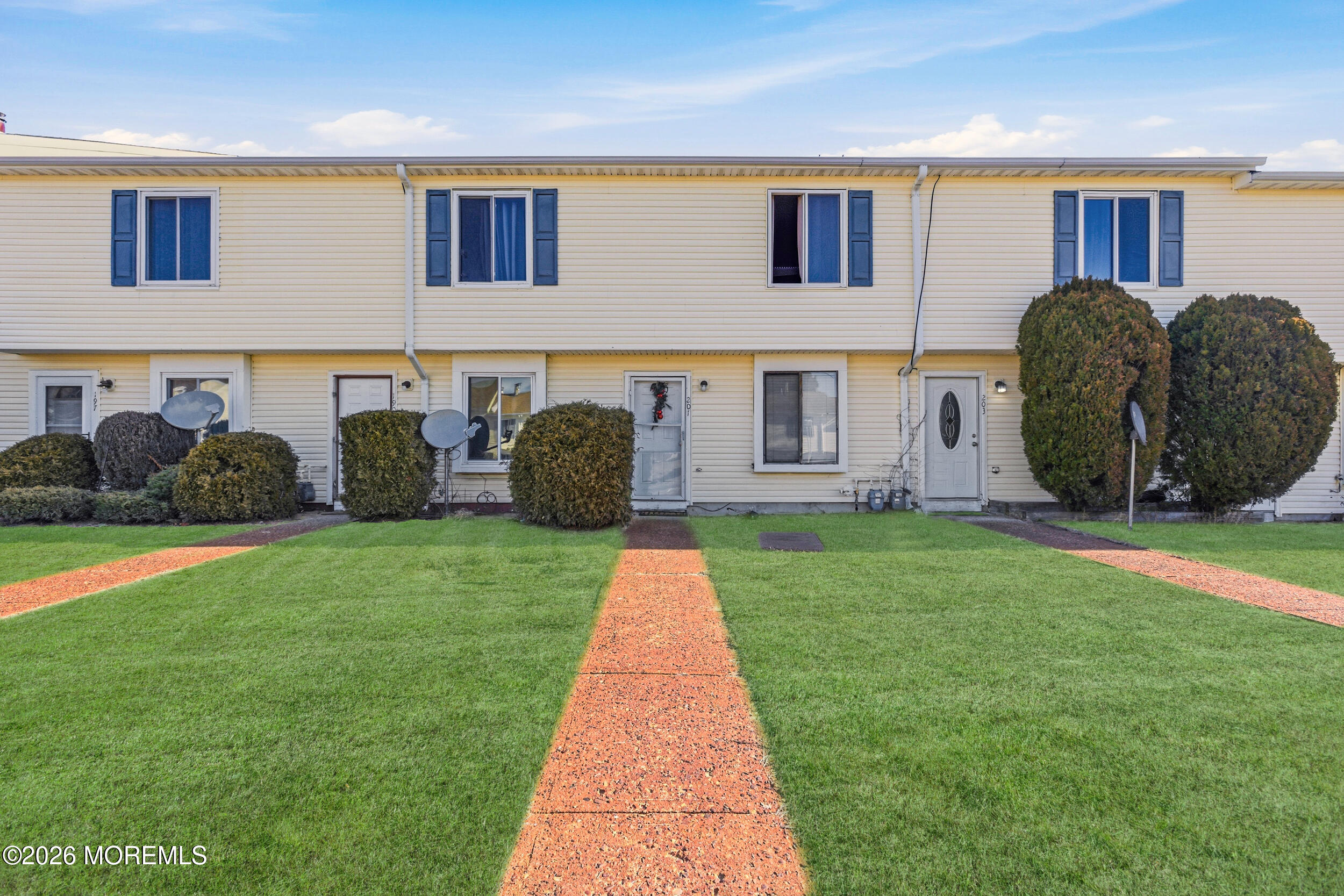 201 Sawmill Road Brick, NJ 08724 - Photo 2 of 17 a front view of house with yard