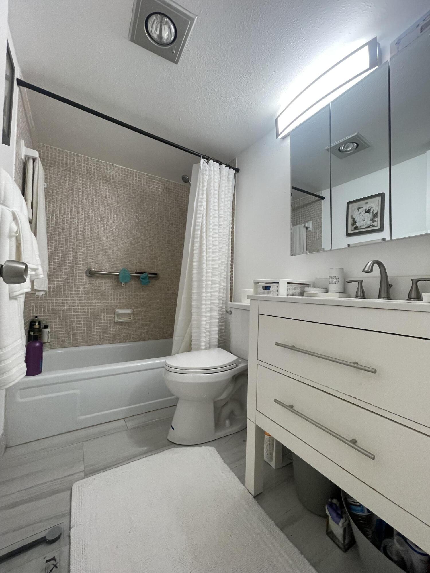 49 Mansfield B Boca Raton, FL 33434 - Photo 25 of 31 IMG_0371 (1)