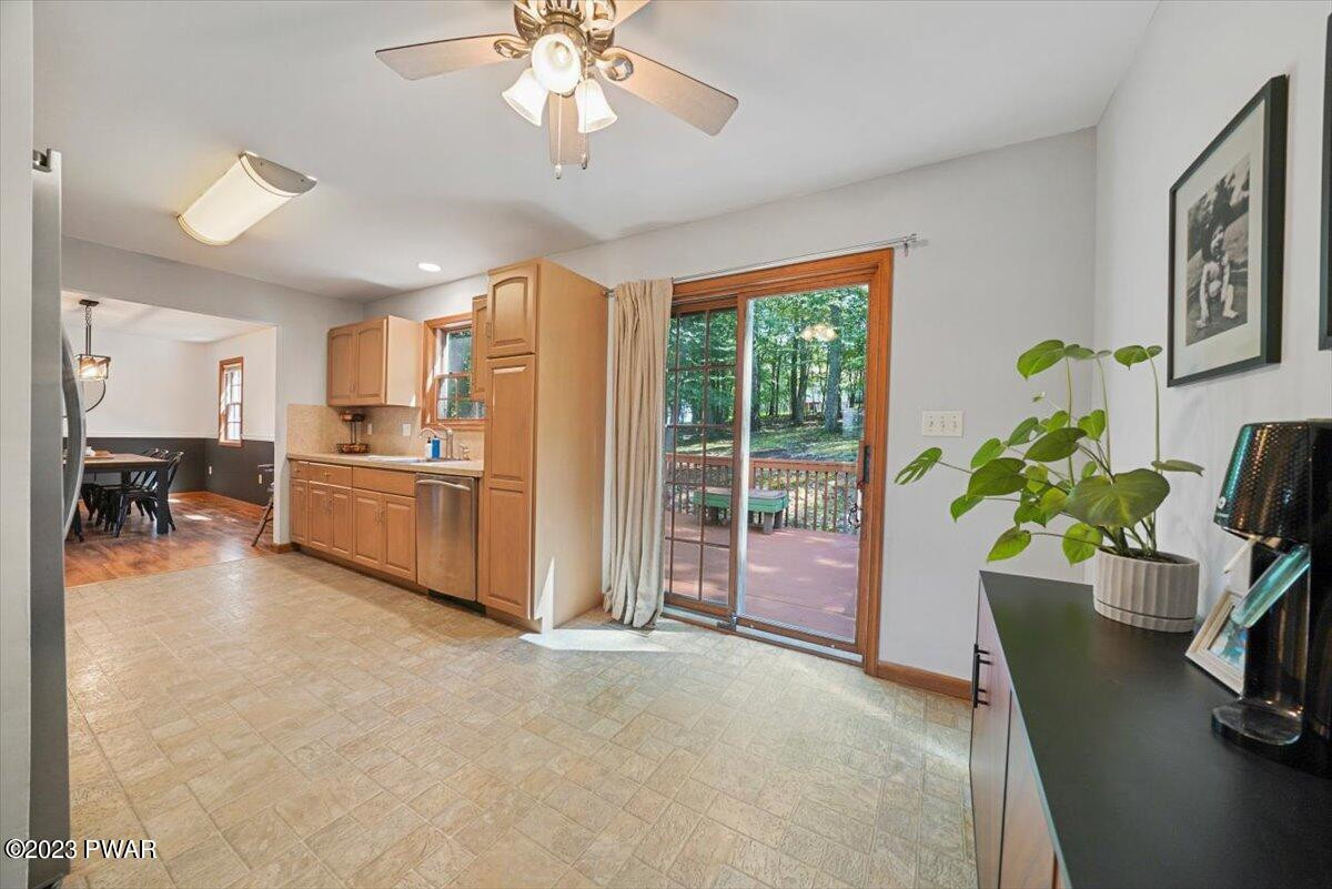 142 West Lilac Road Milford, PA 18337 - Photo 16 of 42 Breakfast Room