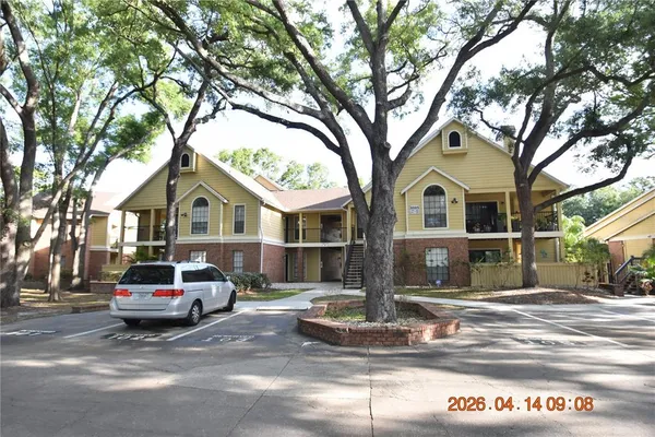 $1,725 | 8605 Mallard Reserve Drive, Unit 203, Tampa, FL 33614