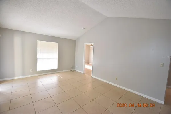 $1,725 | 8605 Mallard Reserve Drive, Unit 203, Tampa, FL 33614