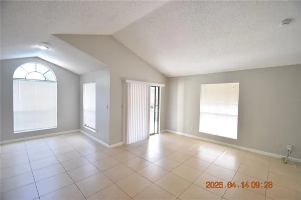 $1,725 | 8605 Mallard Reserve Drive, Unit 203, Tampa, FL 33614