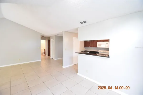 $1,725 | 8605 Mallard Reserve Drive, Unit 203, Tampa, FL 33614