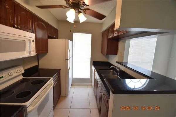 $1,725 | 8605 Mallard Reserve Drive, Unit 203, Tampa, FL 33614