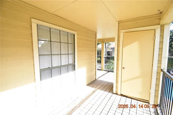$1,725 | 8605 Mallard Reserve Drive, Unit 203, Tampa, FL 33614
