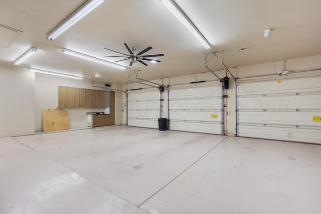 a view of a garage room