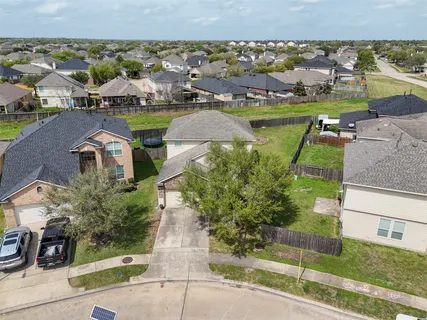 $289,000 | 19406 Plantation Cove Lane, Katy, TX 77449