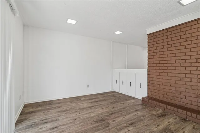 $2,300 | 1302 Summerwood Lane, Richardson, TX 75081