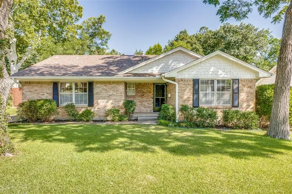 $3,150 | 2314 Springhill Drive, Dallas, TX 75228