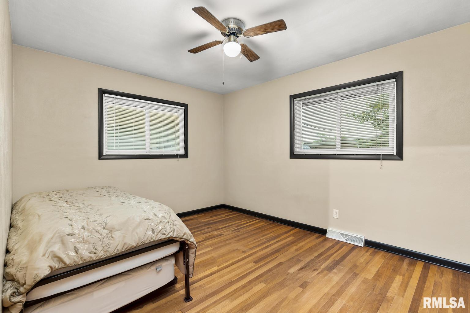 1813 Highview Road East Peoria, IL 61611 - Photo 24 of 44 Gallery Image 24