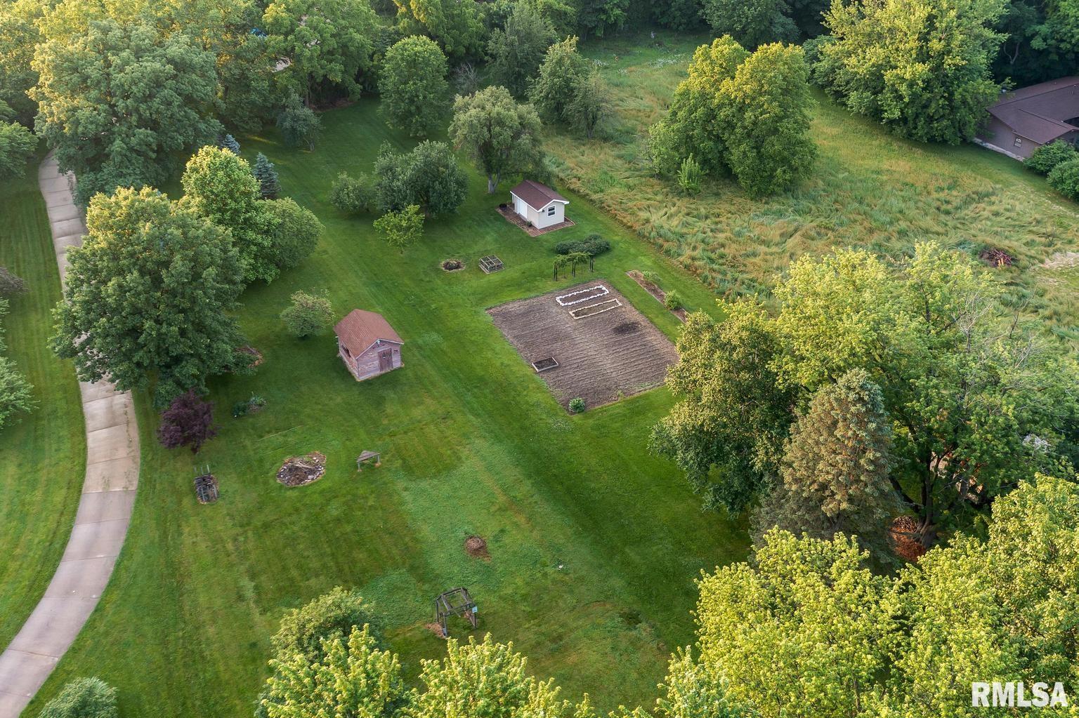 1813 Highview Road East Peoria, IL 61611 - Photo 44 of 44 Gallery Image 44