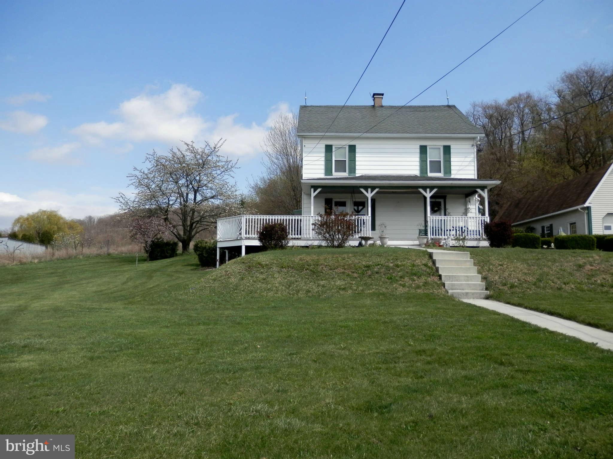 14405 Edgemont Road Smithsburg, MD 21783 - Photo 3 of 29 Exterior Front