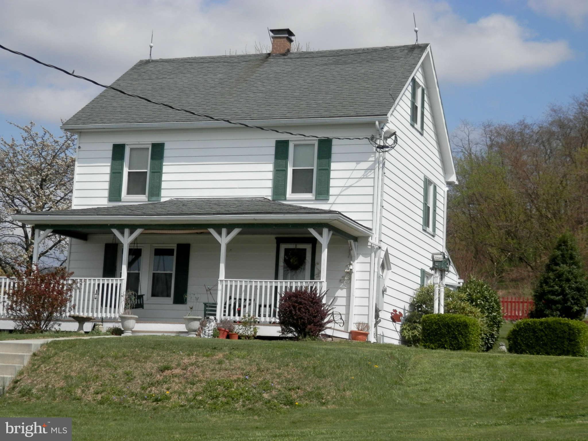 14405 Edgemont Road Smithsburg, MD 21783 - Photo 4 of 29 Exterior Front
