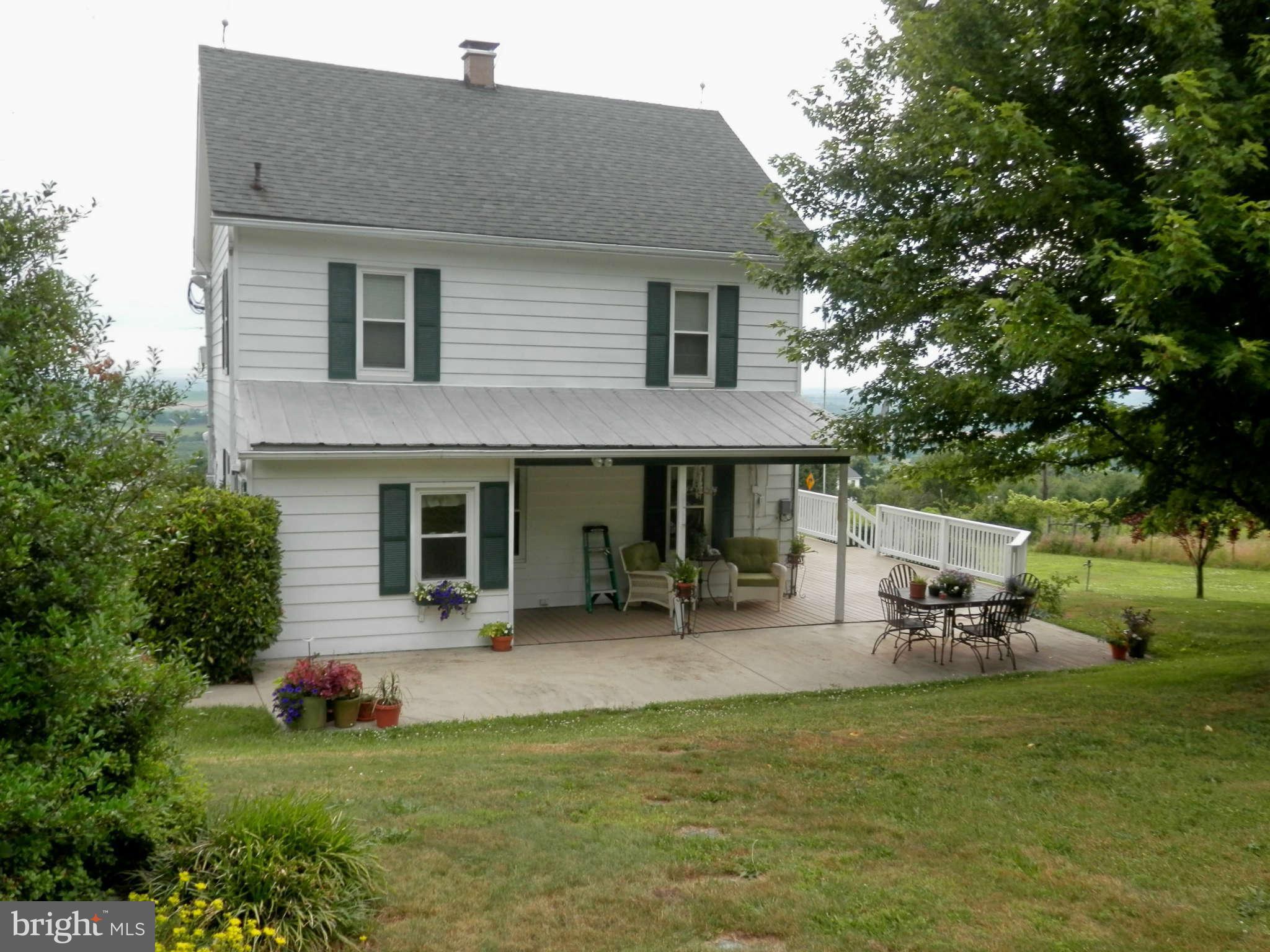 14405 Edgemont Road Smithsburg, MD 21783 - Photo 5 of 29 Exterior Rear