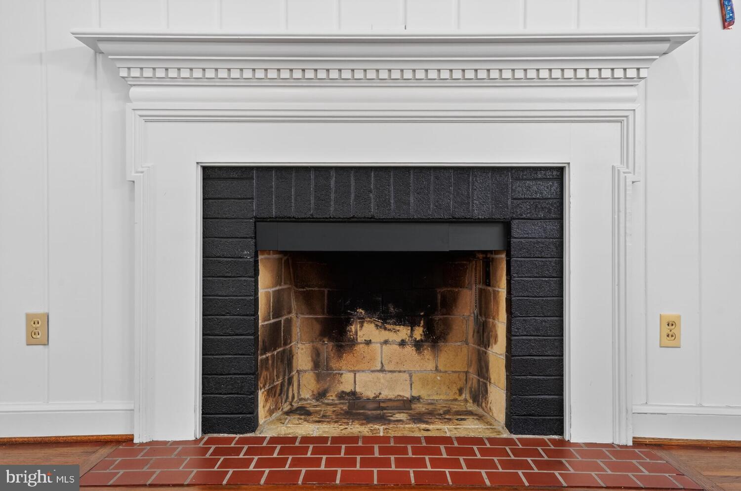 2420 Cameron Mills Road Alexandria, VA 22302 - Photo 14 of 45 a close view of a fireplace