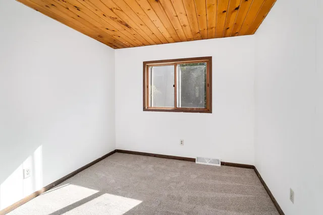 $349,900 | 3898 Highway 2 Two Harbors, Two Harbors, MN 55616