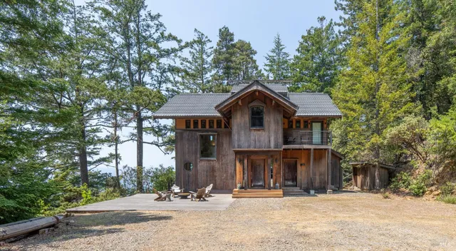 $3,500,000 | 46900 Gypsy Flat Road, Gualala, CA 95445
