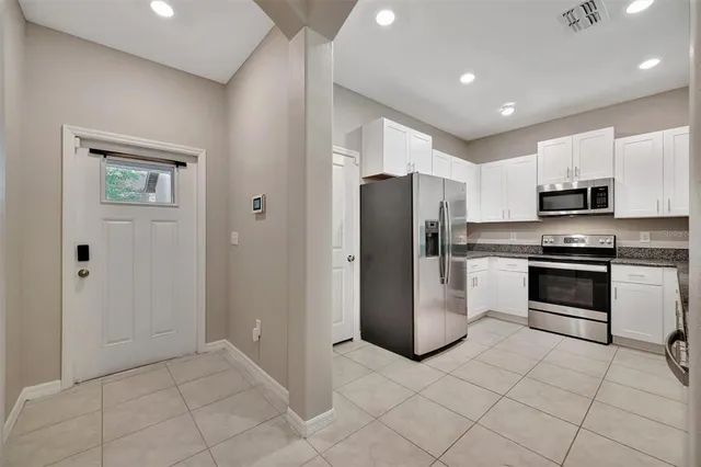 $2,350 | 607 Royal Empress Drive, Ruskin, FL 33570