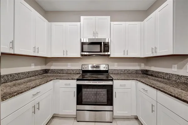 $1,950 | 607 Royal Empress Drive, Ruskin, FL 33570