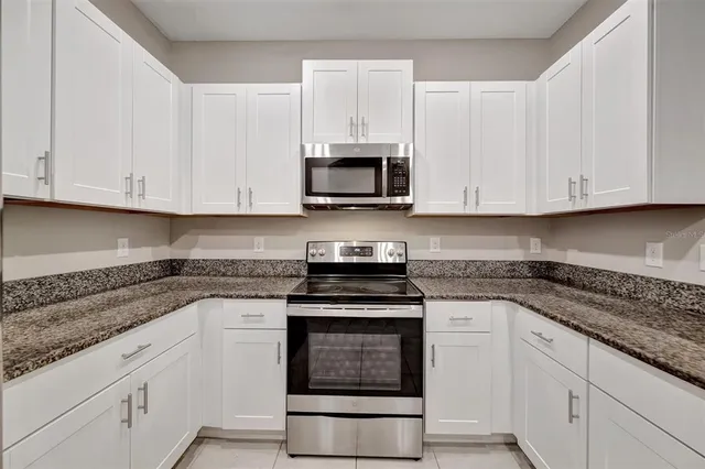 $2,350 | 607 Royal Empress Drive, Ruskin, FL 33570