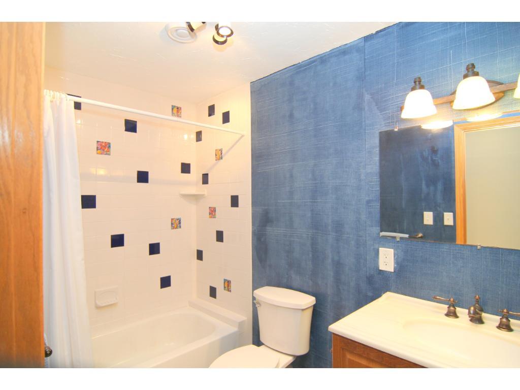 7989 Autumn Ridge Way Chanhassen, MN 55317 - Photo 18 of 20 Gallery Image 18