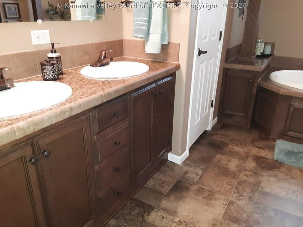 12584 Redmond Ridge Road Gallipolis Ferry, WV 25515 - Photo 29 of 30 Gallery Image 29