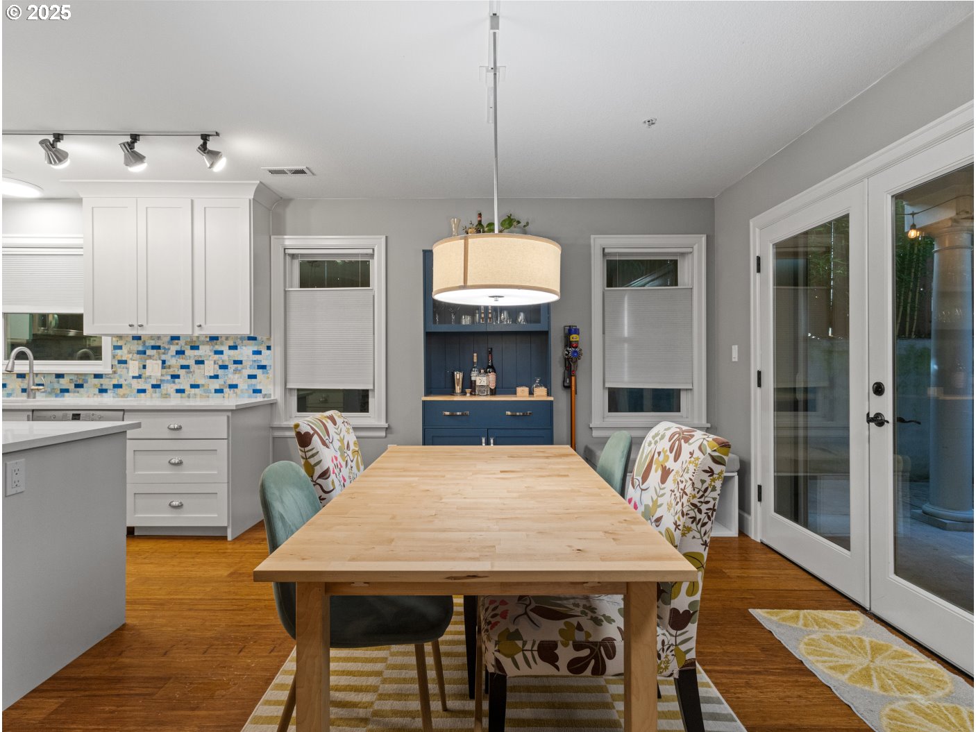 2013 Northeast 10th Avenue, Unit E Portland, OR 97212 - Photo 12 of 30 a view of a dining room with furniture