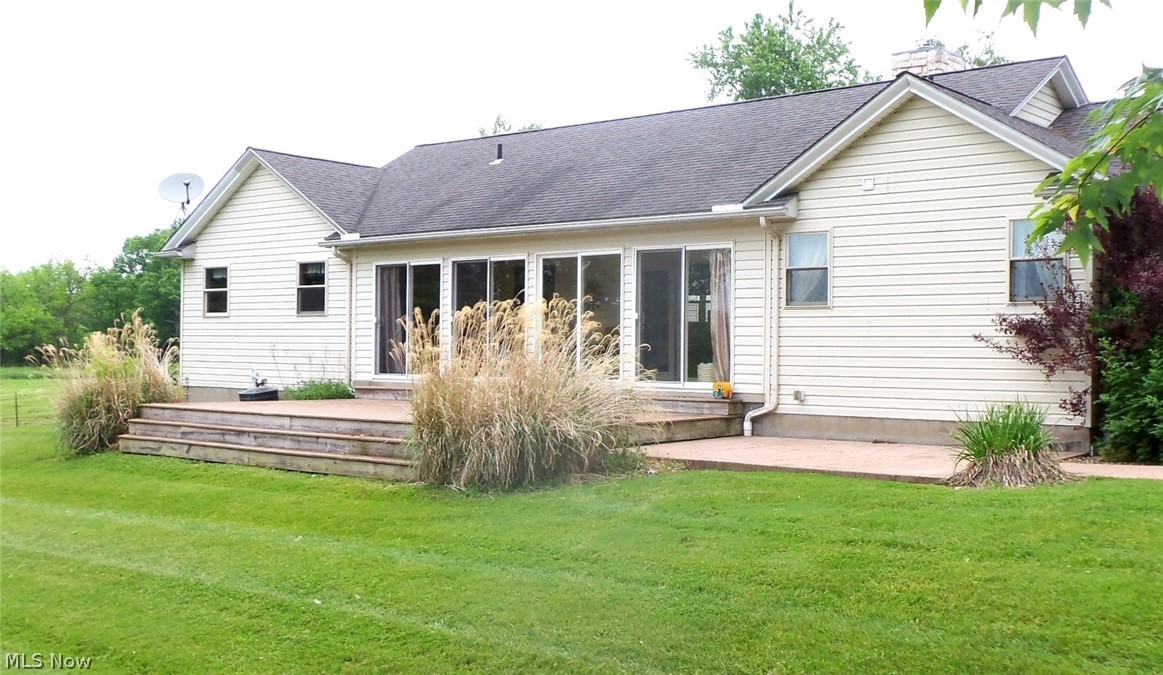 17506 Madison Road Middlefield, OH 44062 - Photo 4 of 35