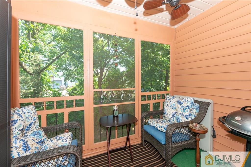 36 Hanover Square, Unit E Middlesex, NJ 08846 - Photo 17 of 23